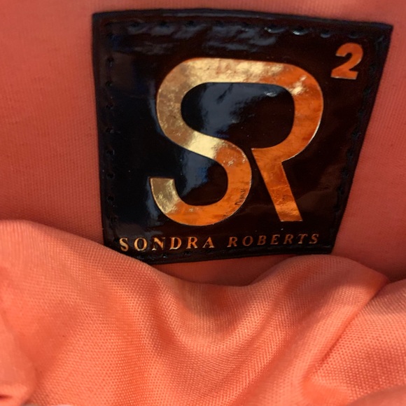 Sondra Roberts Handbag - Picture 2 of 4